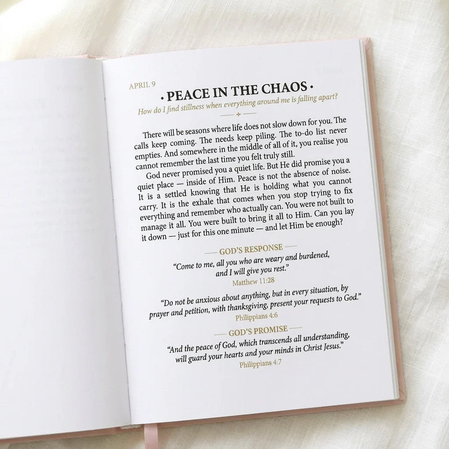 365 Days Devotional Journal - One Minute with God for WoMen
